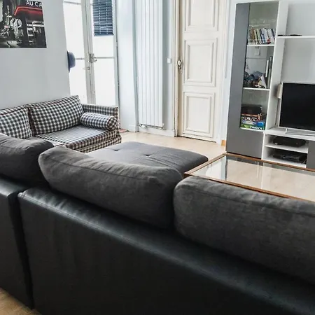 Beautiful Apartment Near The Eiffel Tower * パリ